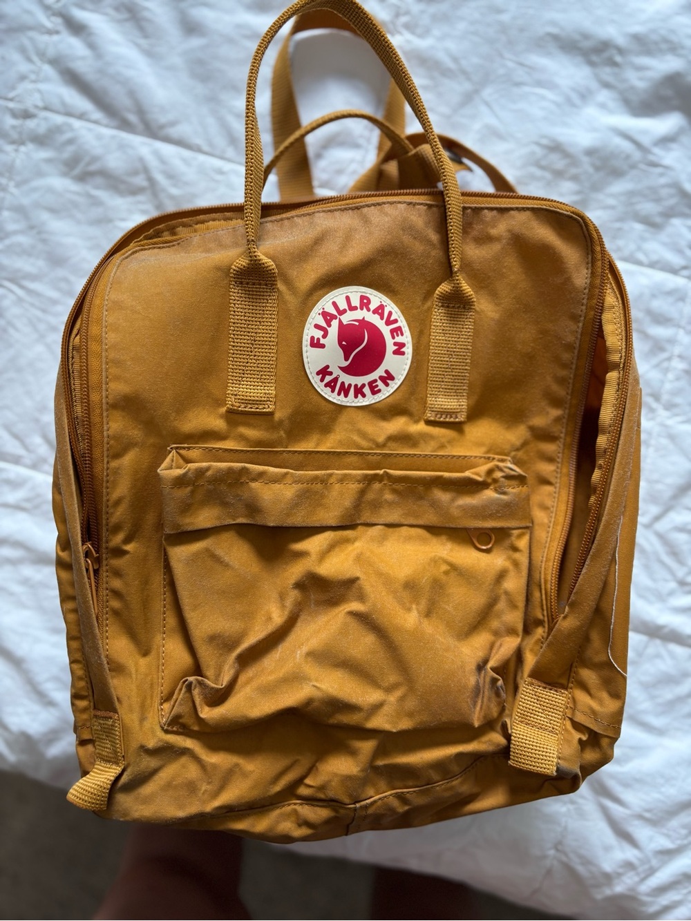 Kånken Classic Backpack - Mustard Yellow